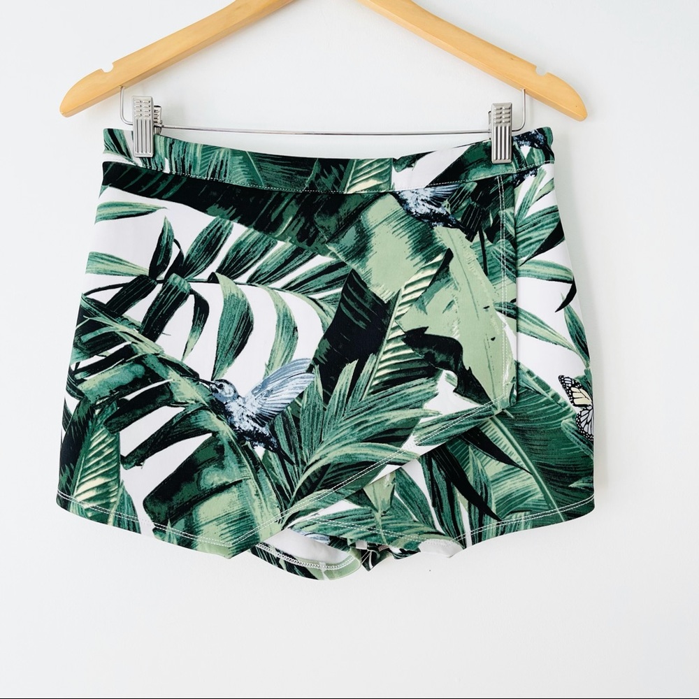 Abercrombie & Fitch Jungle Butterfly Hummingbird Mini Skort